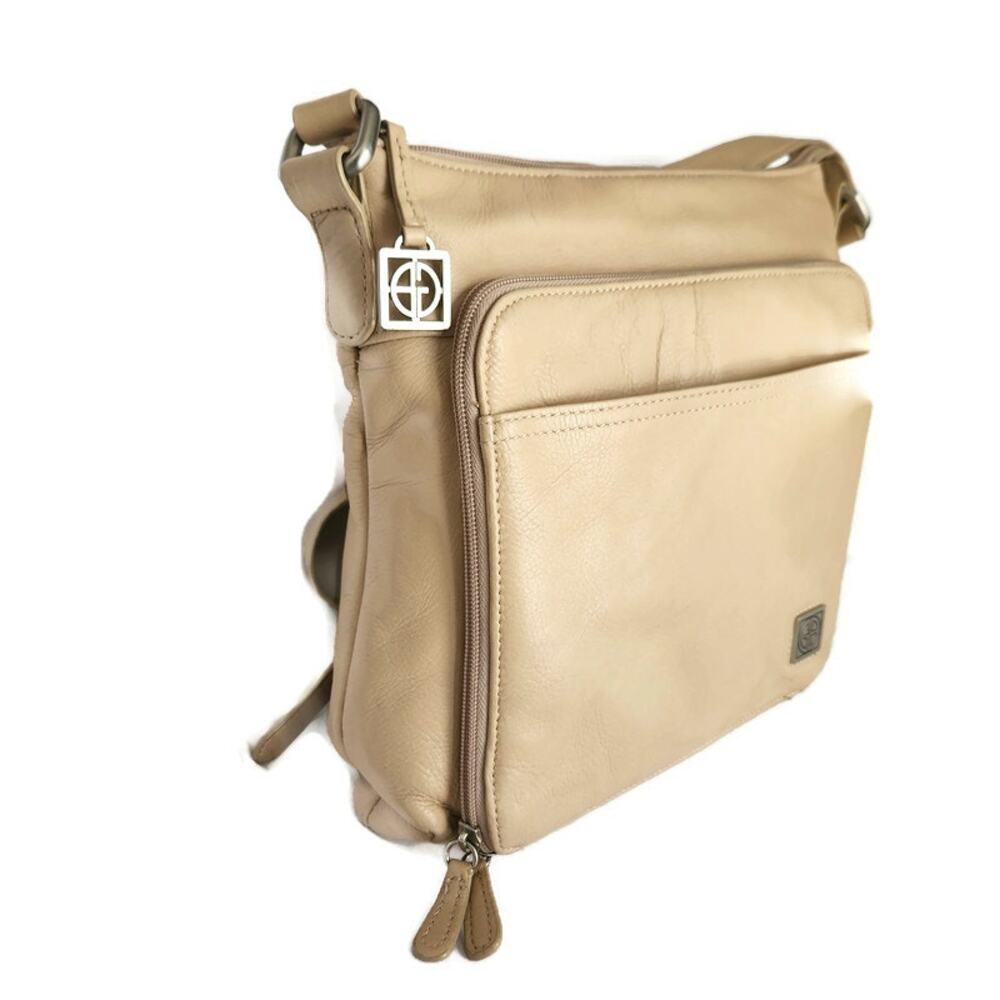 Giani Bernini Women's Beige Leather Messenger Crossbody Bag - Picture 4 of 9